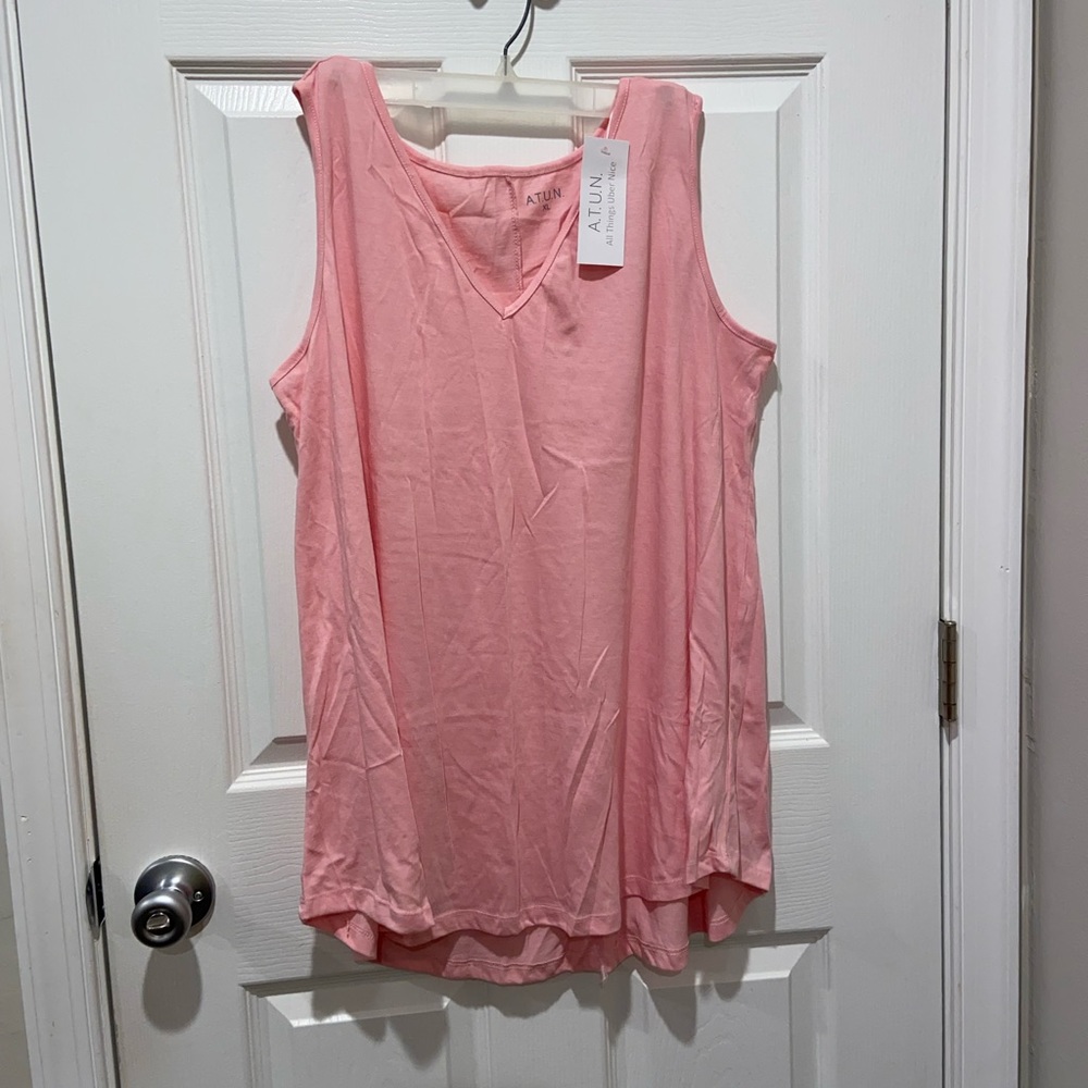 Pink tank top